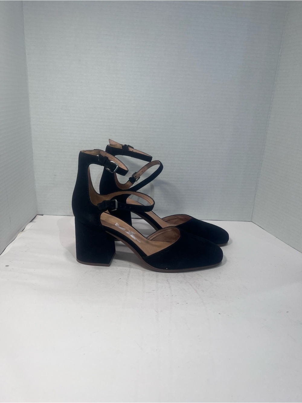 Madewell Black Suede Block Heel Ankle-Strap Pumps